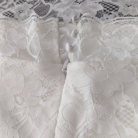 Bodycon White Dress Torrid - Picture 10 of 13